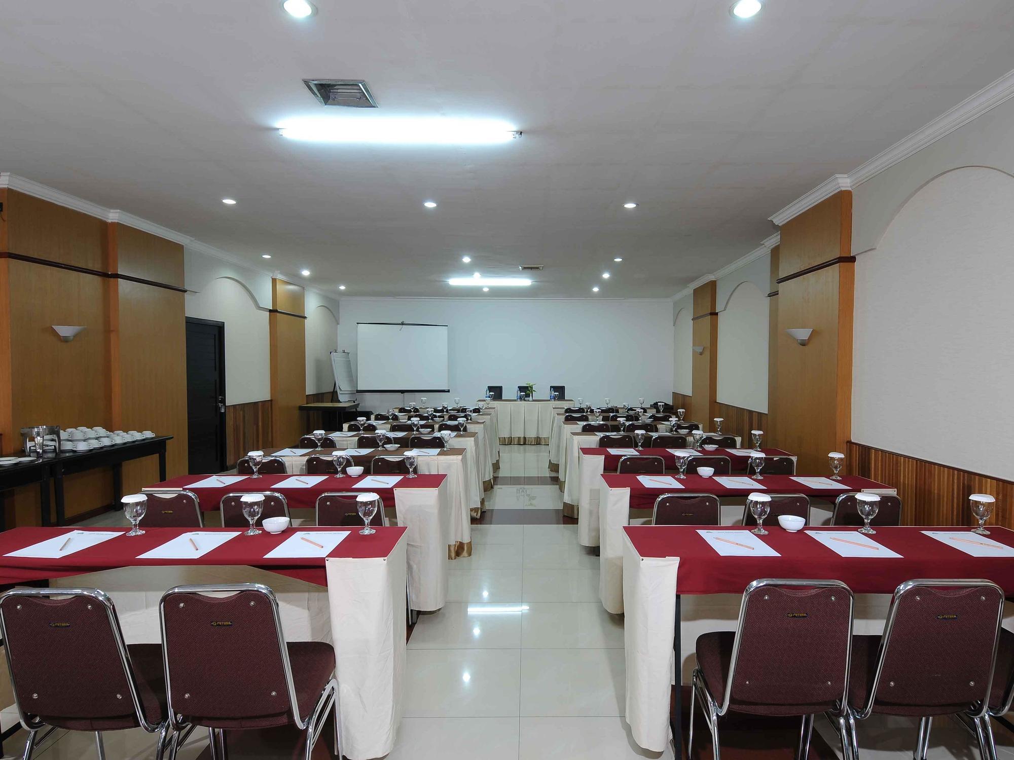 Hotel Kapuas Dharma Pontianak Εξωτερικό φωτογραφία